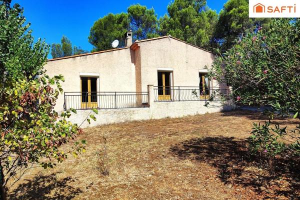 Maison traditionnelle de 83 m², 2510 m² de terrain entièrement clos.