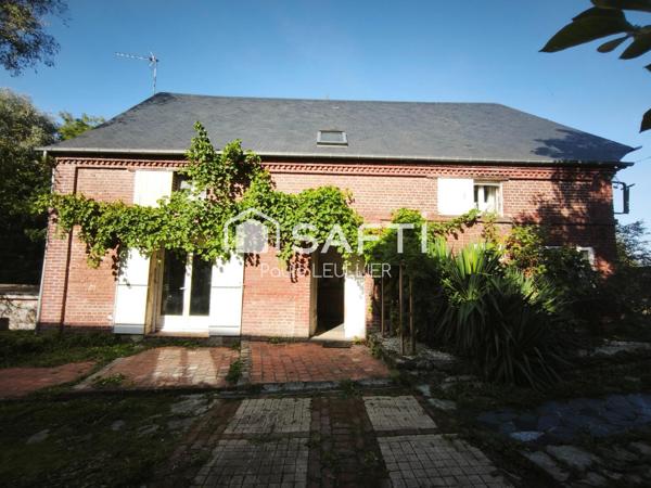 SAINT-SAIRE – Maison de caractère en brique sur 1 hectare boisé