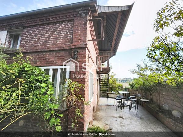 SAINT-SAIRE – Maison de caractère en brique sur 1 hectare boisé
