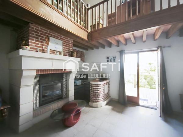 SAINT-SAIRE – Maison de caractère en brique sur 1 hectare boisé