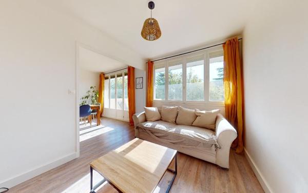 Appartement à vendre    3 pièces • 67,69 m2 Neuville-sur-Saône