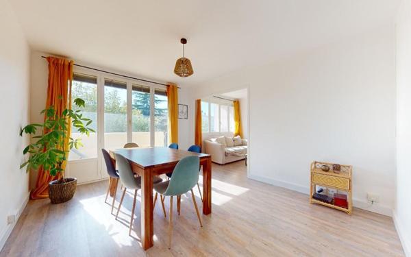 Appartement à vendre    3 pièces • 67,69 m2 Neuville-sur-Saône