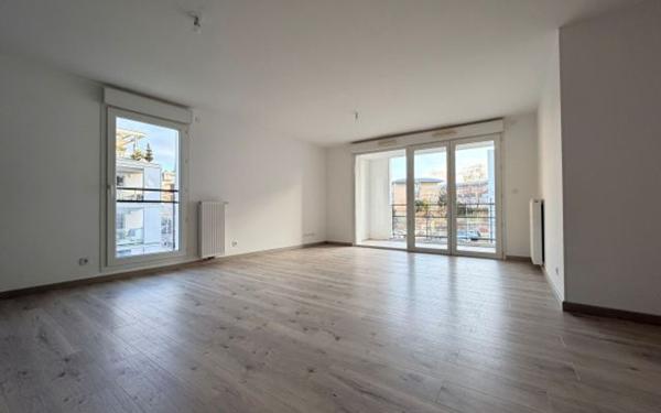 Appartement à vendre    3 pièces • 70 m2 Saint-Julien-en-Genevois