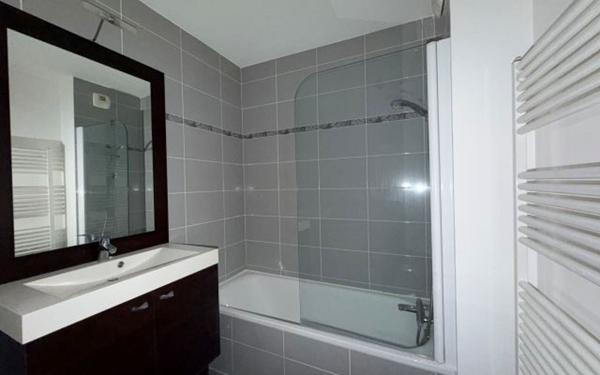 Appartement à vendre    3 pièces • 70 m2 Saint-Julien-en-Genevois