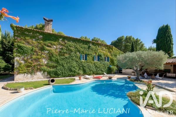 Maison à vendre 10 pièces 330 m² Le Puy-Sainte-Réparade