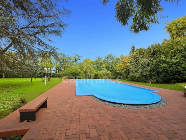 Dept de la Vienne 86 A vendre propriété de 8 pièces Terrain 10629 m2 CHATELLERAULT (86)