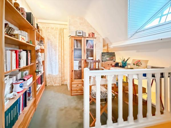 Dept de la Vienne 86 A vendre propriété de 8 pièces Terrain 10629 m2 CHATELLERAULT (86)