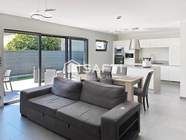 Superbe Maison plain-pied de 95 m² avec piscine