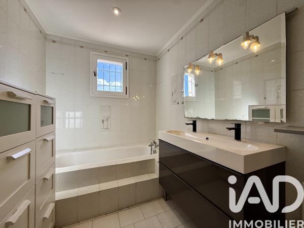 Maison à vendre 5 pièces 94 m² La Môle