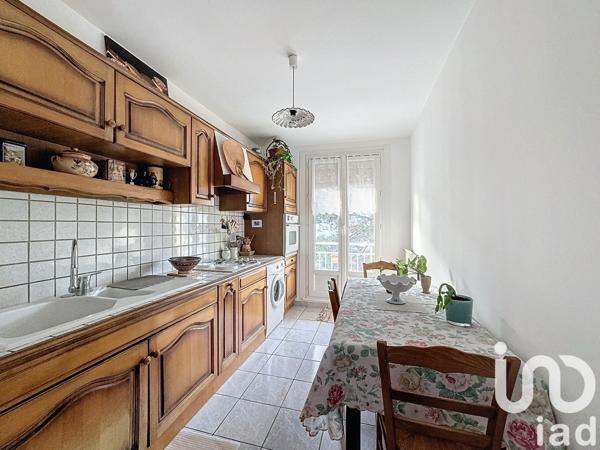 Appartement 3 pièces de 59 m² à Échirolles (38130)