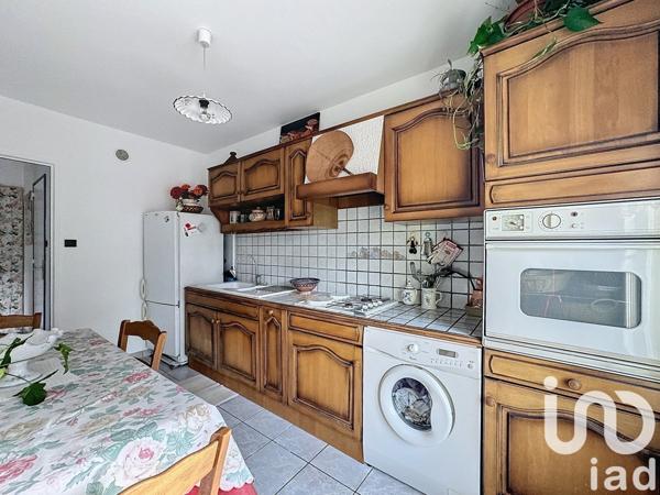 Appartement 3 pièces de 59 m² à Échirolles (38130)