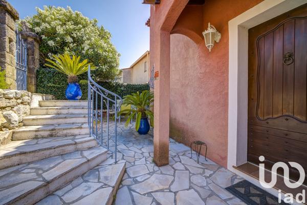 Maison à vendre 6 pièces 154 m² Nice