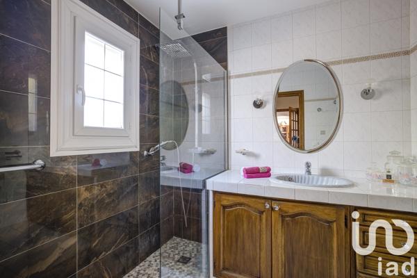 Maison à vendre 6 pièces 154 m² Nice