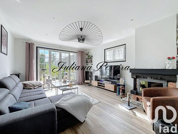 Maison à vendre 7 pièces 142 m² Épône