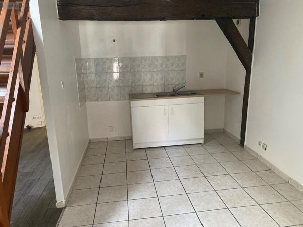 Appartement à vendre à Châlons-en-Champagne dans la Marne (51000), ref : A 2   
CENTRE VILLE