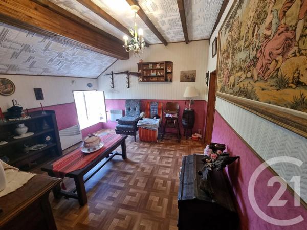 Maison à vendre  3 pièces - 81,23 m 2   MONTREUILLON  - 58