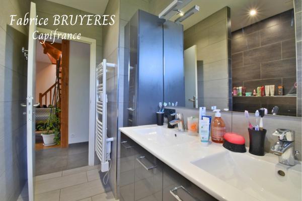 Maison à vendre 9 pièces MEYMAC (19)