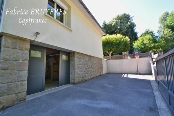 Maison à vendre 9 pièces MEYMAC (19)