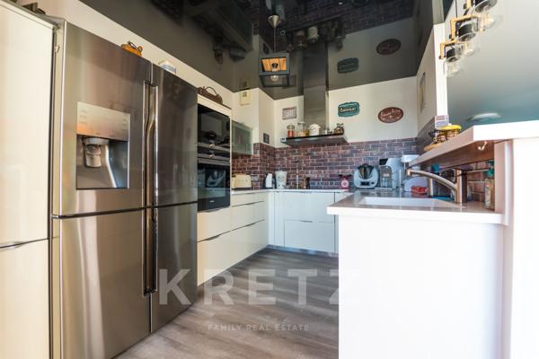 Marina réhabilitée sur le port