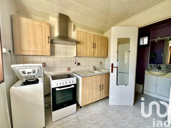 Maison 2 pièces de 39 m² à Quettehou (50630)