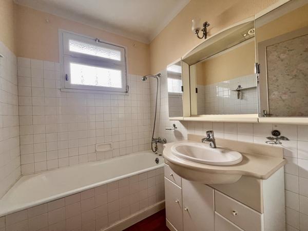 Maison de plain-pied au coeur du centre de Machecoul, quartier calme