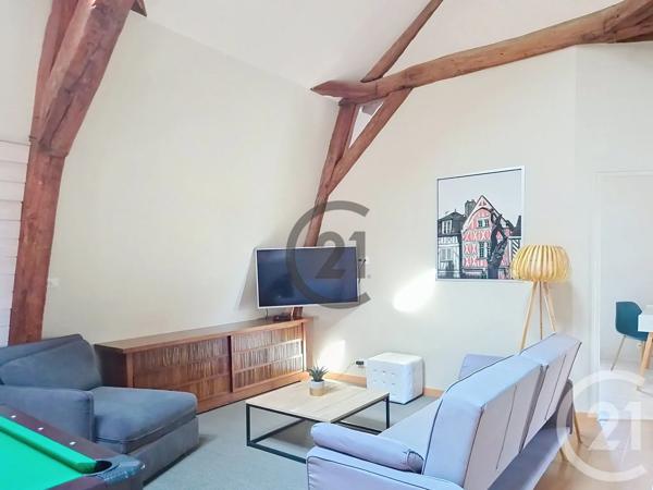 Immeuble à vendre  255,20 m 2   AUXERRE  - 89