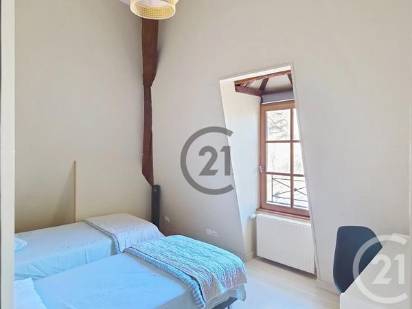 Immeuble à vendre  255,20 m 2   AUXERRE  - 89