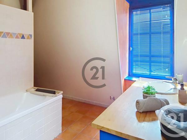 Immeuble à vendre  255,20 m 2   AUXERRE  - 89