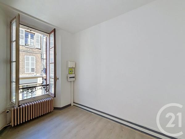 Immeuble à vendre  307 m 2   SENS  - 89