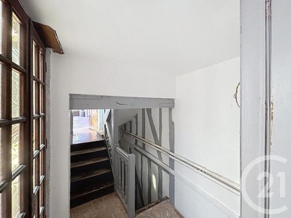 Immeuble à vendre  307 m 2   SENS  - 89