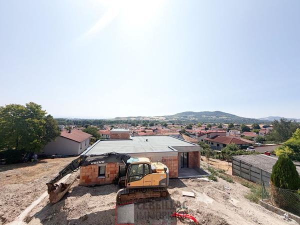 Villa 5 pièce(s) 3 chambre(s) 153.94 m²