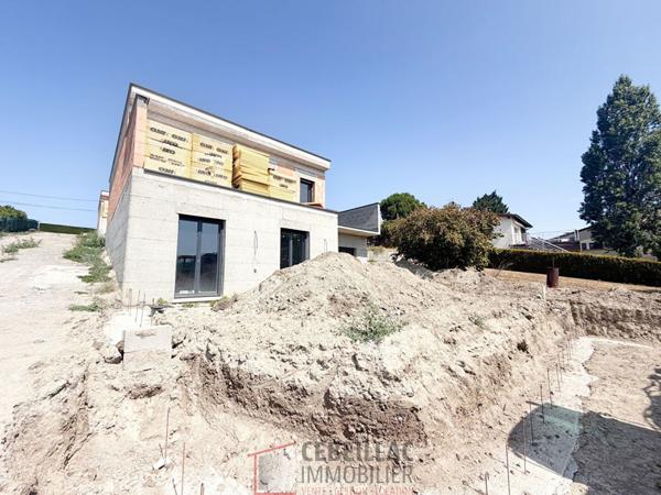 Villa 5 pièce(s) 3 chambre(s) 153.94 m²