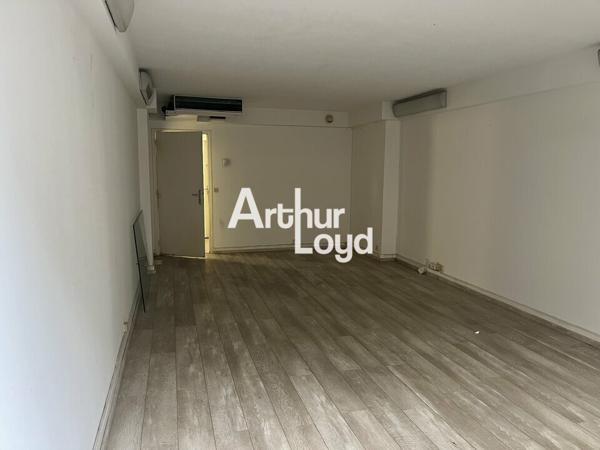 Bureaux à louer 490 m² divisibles dès 30 m² - Nice