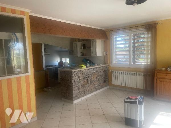 BATIMENT INDUSTRIEL ET COMMERCIAL.