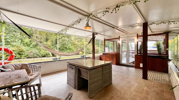 Péniche de 175m2 - ETIOLLES (91450)