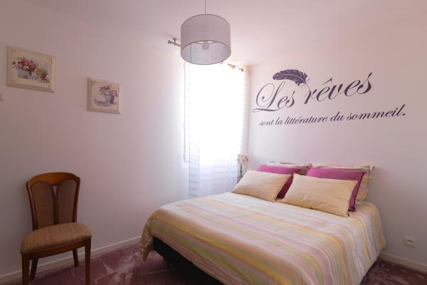 Belle maison individuelle avec piscine au coeur de La Brède.