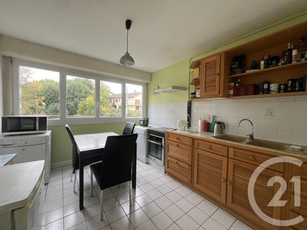 Appartement F3 à vendre  3 pièces - 60 m2 VOIRON - 38