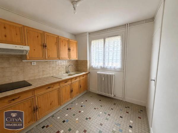 Appartement à louer 2 pièces 42.69m² Nevers (58000)