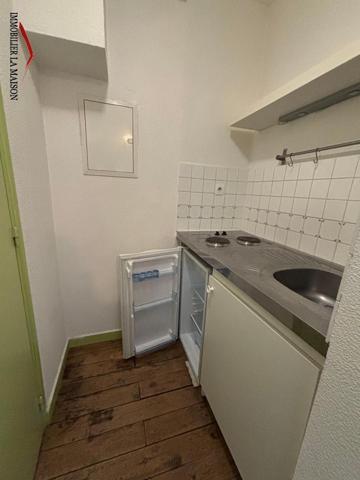 SUTDIO MEUBLE - Nous proposons un petit studio meublé ...