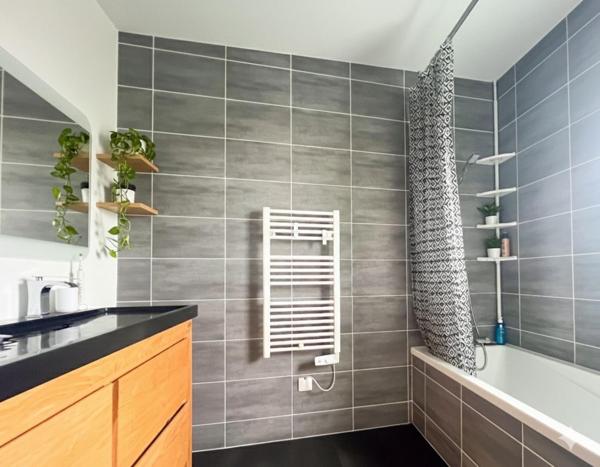 A VENDRE MAISON RECENTE - 115 M2 - 4 CHAMBRES - GARAGE - JARDIN