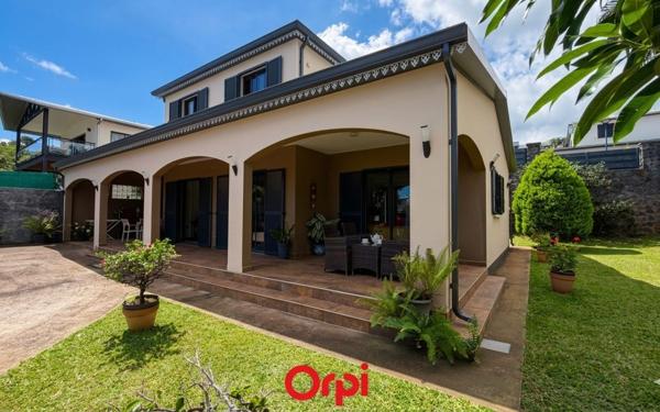 Maison à vendre    4 pièces • 123 m2 Saint-Denis