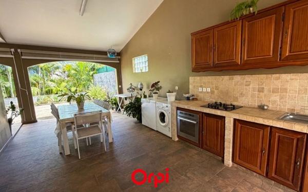 Maison à vendre    4 pièces • 123 m2 Saint-Denis