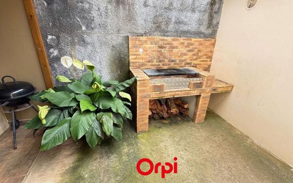 Maison à vendre    4 pièces • 123 m2 Saint-Denis