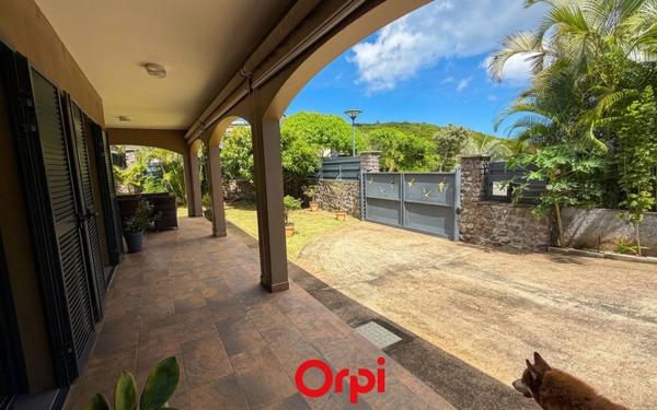 Maison à vendre    4 pièces • 123 m2 Saint-Denis