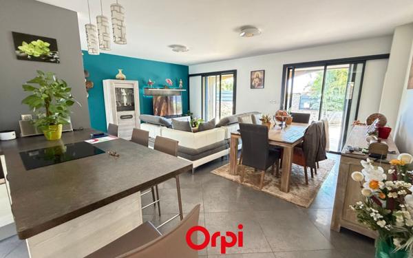 Maison à vendre    4 pièces • 123 m2 Saint-Denis