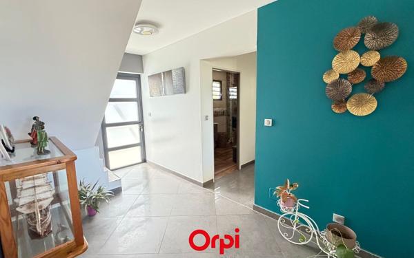 Maison à vendre    4 pièces • 123 m2 Saint-Denis