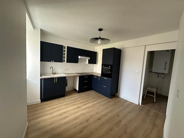 Appartement T3 entièrement rénové ? 75m² - Pompe à chaleur réversible - Tarare
