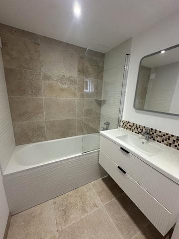 Appartement T3 entièrement rénové ? 75m² - Pompe à chaleur réversible - Tarare