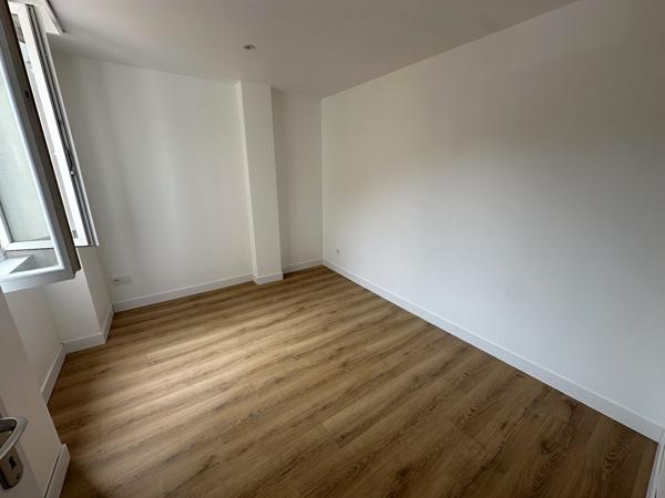 Appartement T3 entièrement rénové ? 75m² - Pompe à chaleur réversible - Tarare