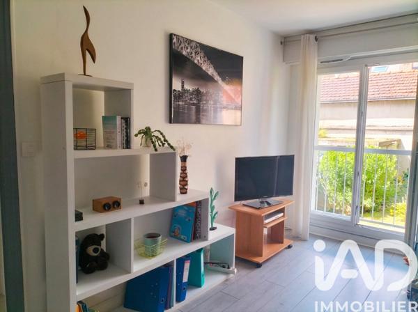 Location appartement 2 pièces 46 m² Mainvilliers